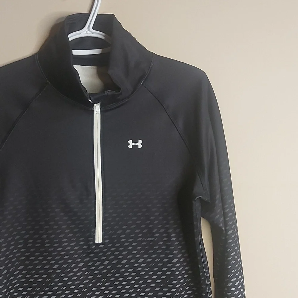 UNDER ARMOUR Activewear Longsleeve - Picture 2 of 5